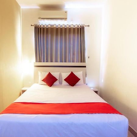 Pratisarawirya Guesthouse By Ecommerceloka Surabaya Luaran gambar