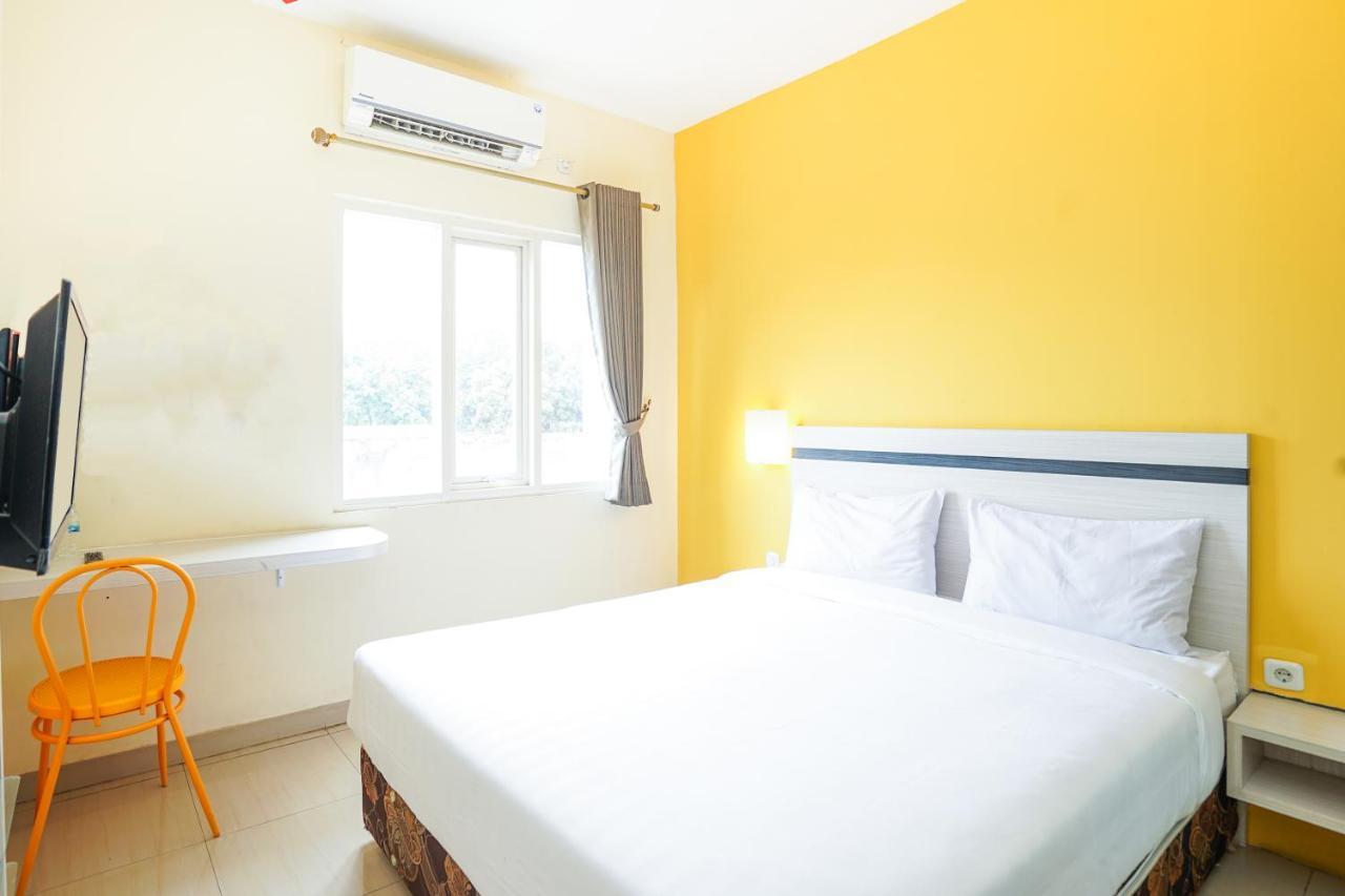 Pratisarawirya Guesthouse By Ecommerceloka Surabaya Luaran gambar