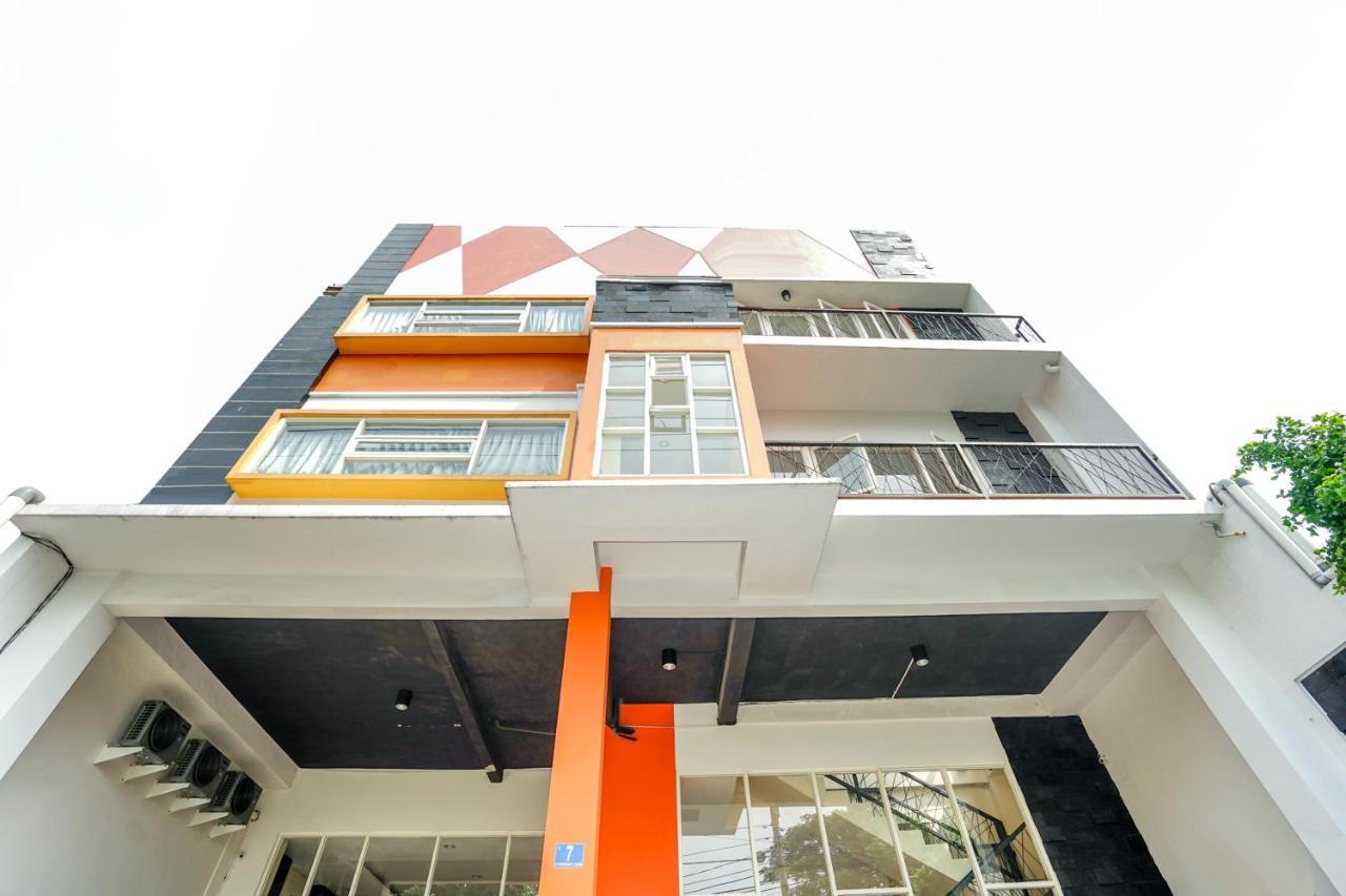 Pratisarawirya Guesthouse By Ecommerceloka Surabaya Luaran gambar