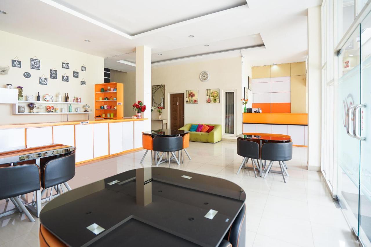 Pratisarawirya Guesthouse By Ecommerceloka Surabaya Luaran gambar