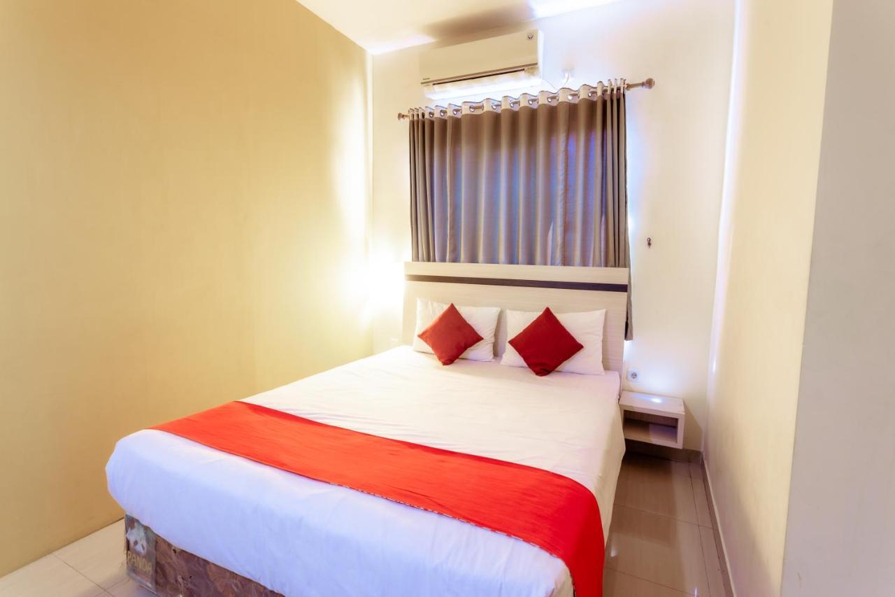 Pratisarawirya Guesthouse By Ecommerceloka Surabaya Luaran gambar