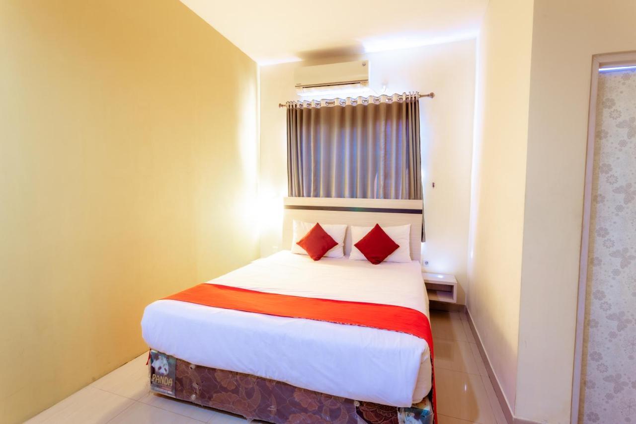 Pratisarawirya Guesthouse By Ecommerceloka Surabaya Luaran gambar